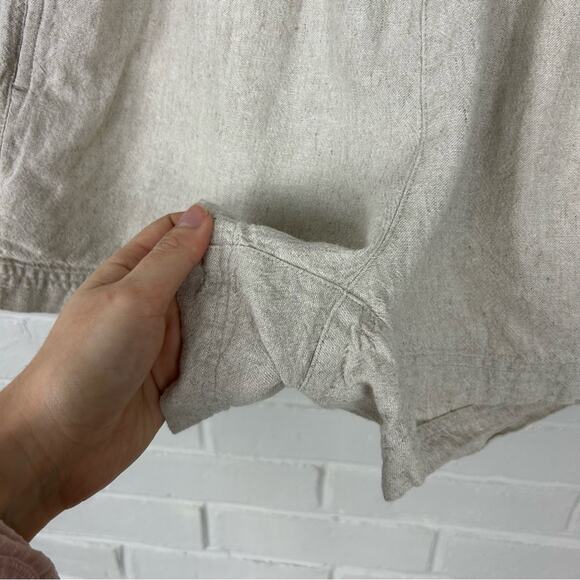 Old Navy Linen Blend Comfort Waistband Neutral Shorts Size M - Picture 7 of 9